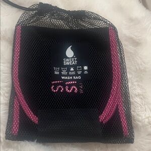 Sweet Sweat Black and Pink Wash Bag